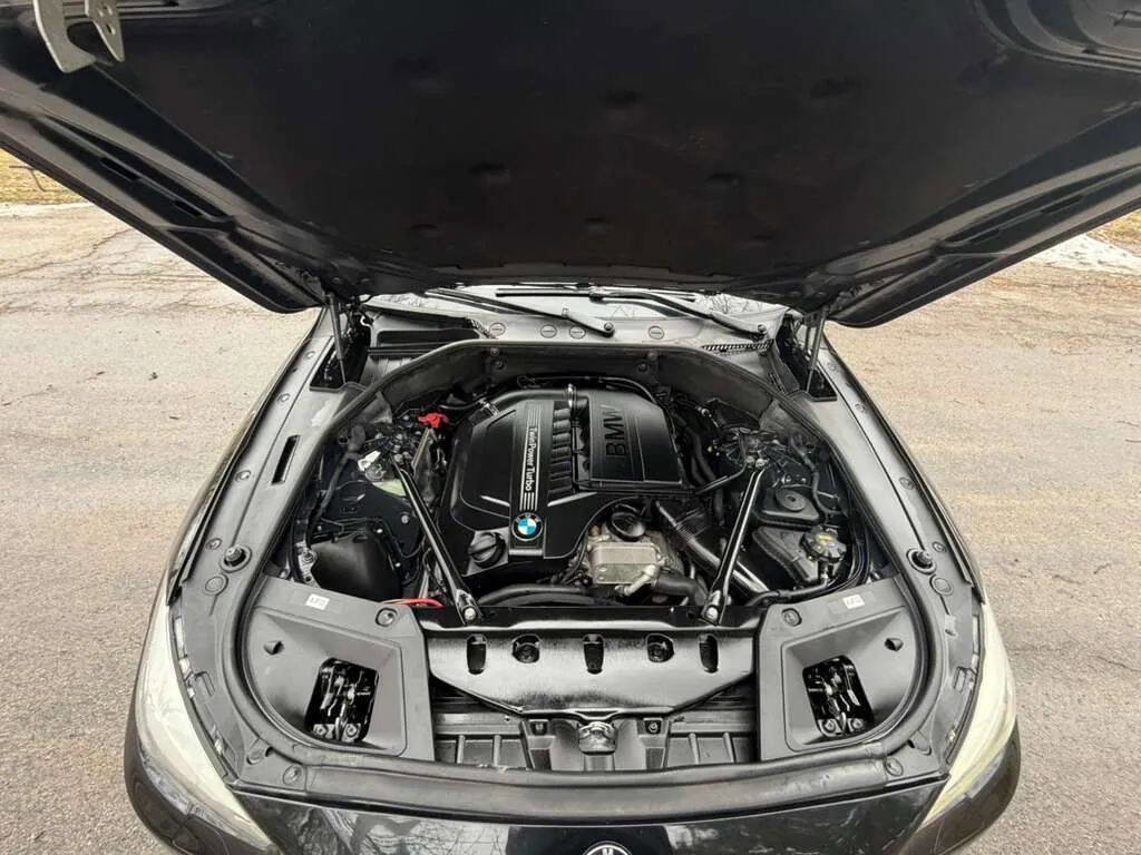 Used 2014 BMW 535i Gran Turismo xDrive image 29