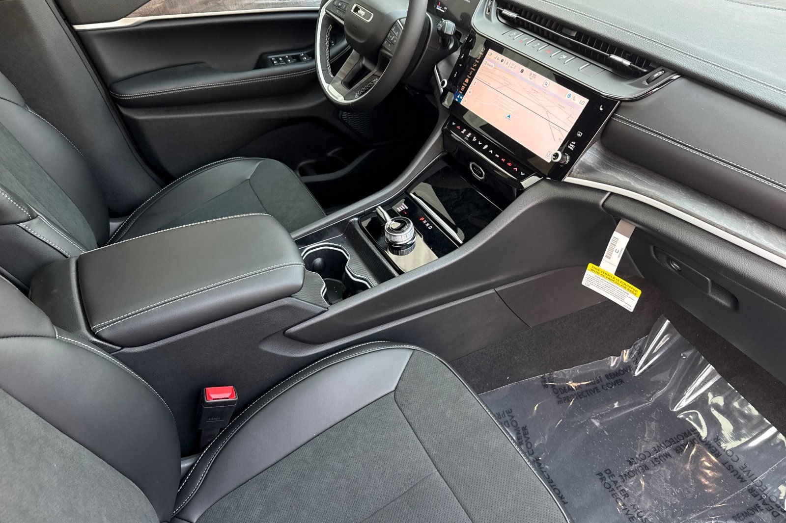 New 2026 Jeep Grand Cherokee Altitude AWD/4WD image 16