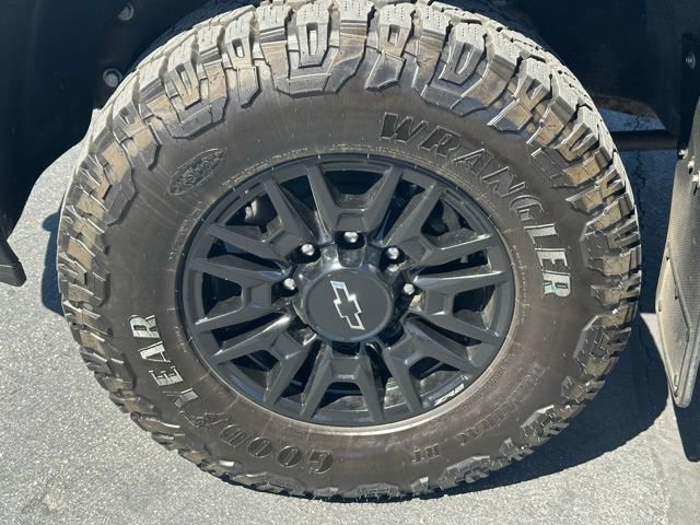 Certified 2024 Chevrolet Silverado 2500 ZR2 w/ Technology Package AWD/4WD image 33