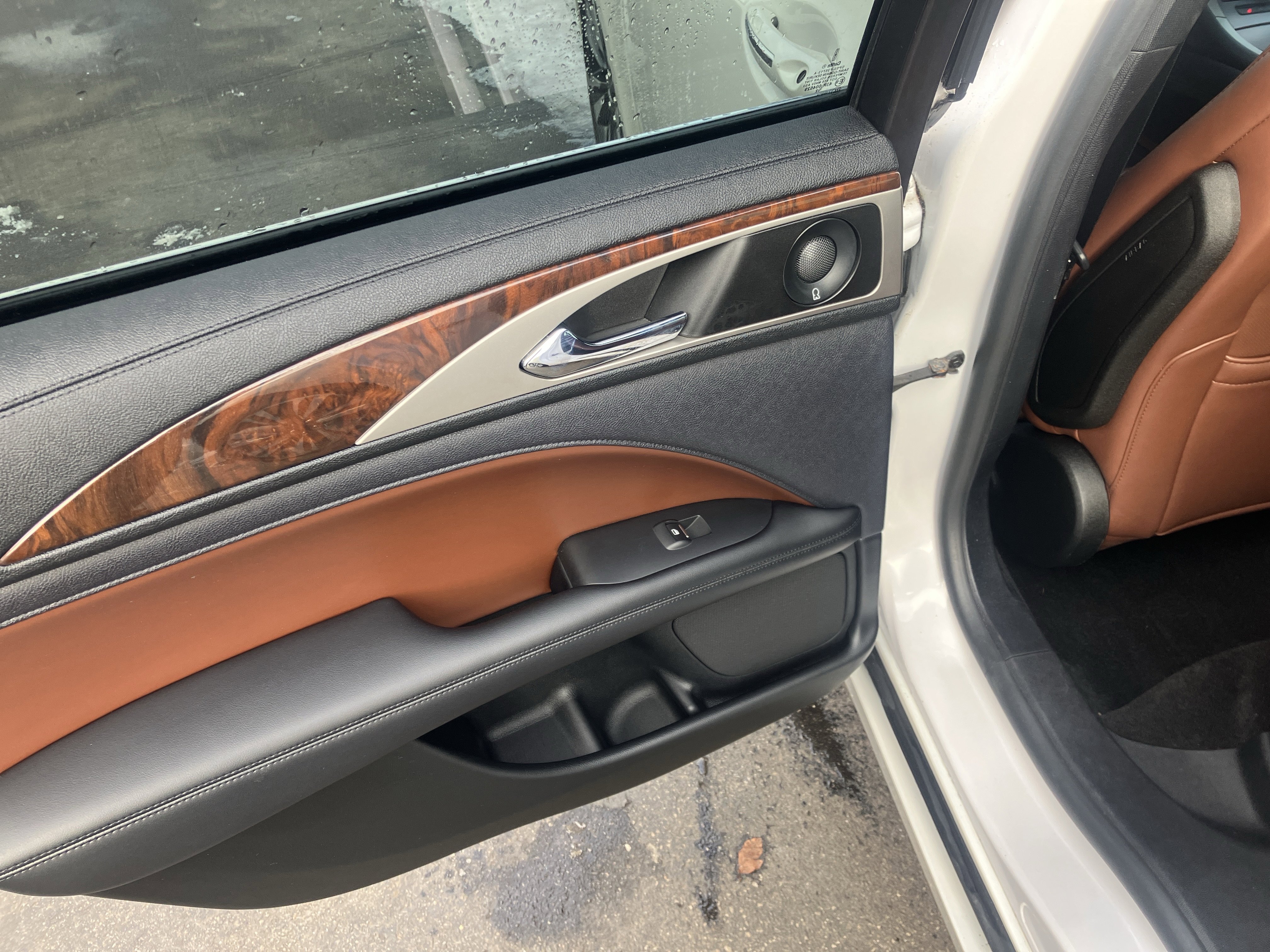 Used 2020 Lincoln MKZ Reserve image 13