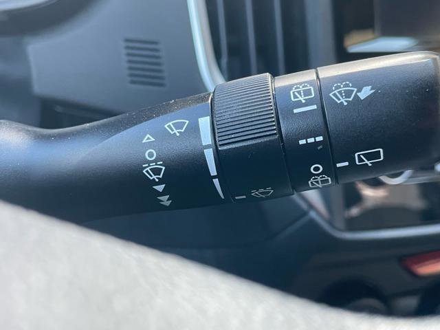 Used 2018 Subaru Crosstrek 2.0i image 18