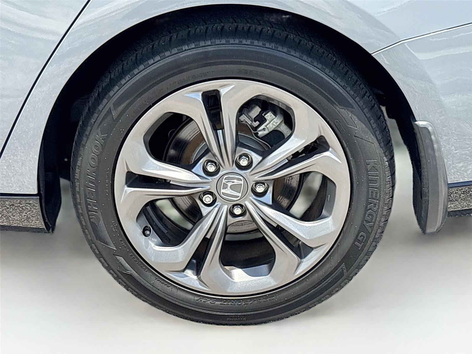 Used 2023 Honda Accord EX-L image 35