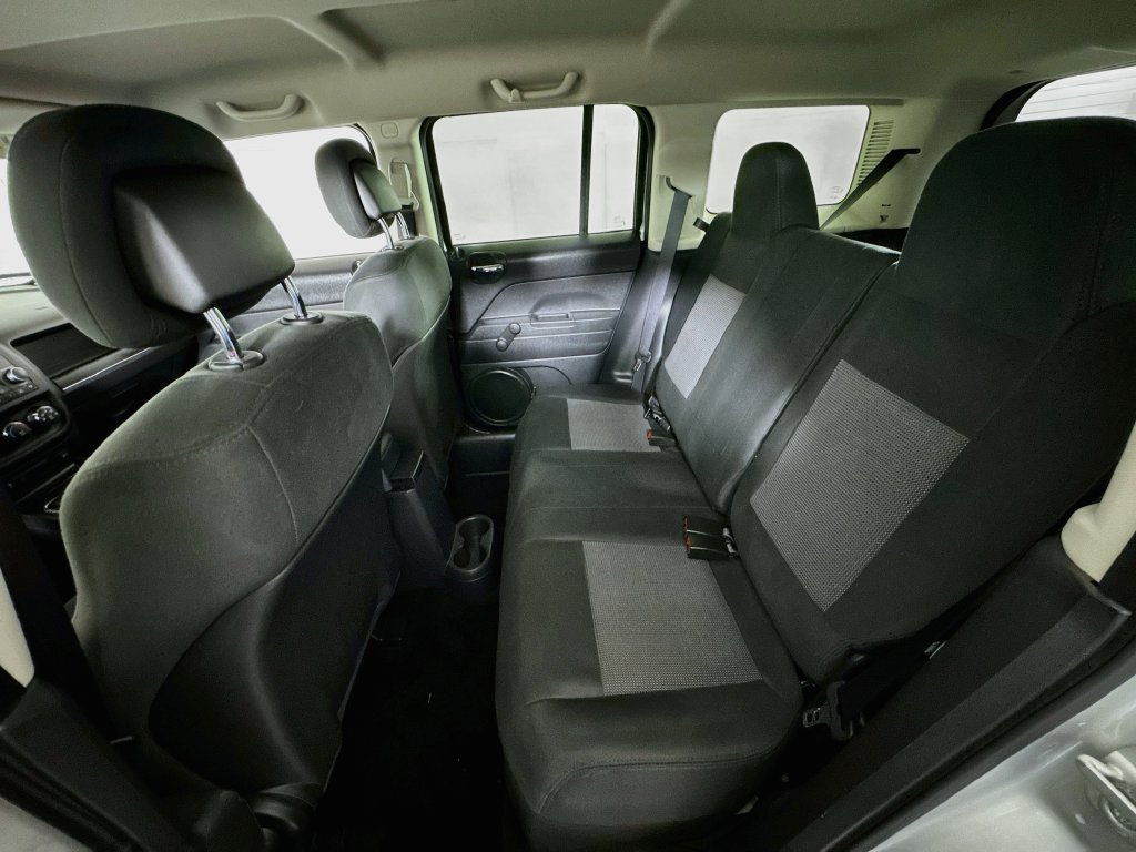 Used 2013 Jeep Patriot Sport FWD image 21