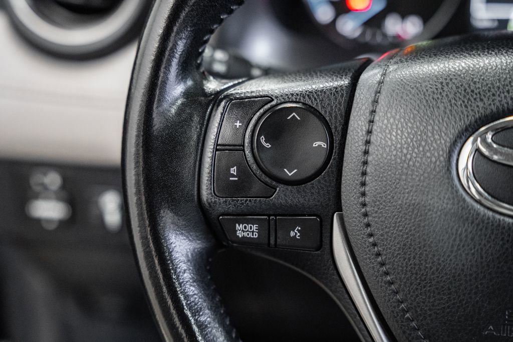 Used 2016 Toyota RAV4 Limited w/ Advanced Technology Package image 26