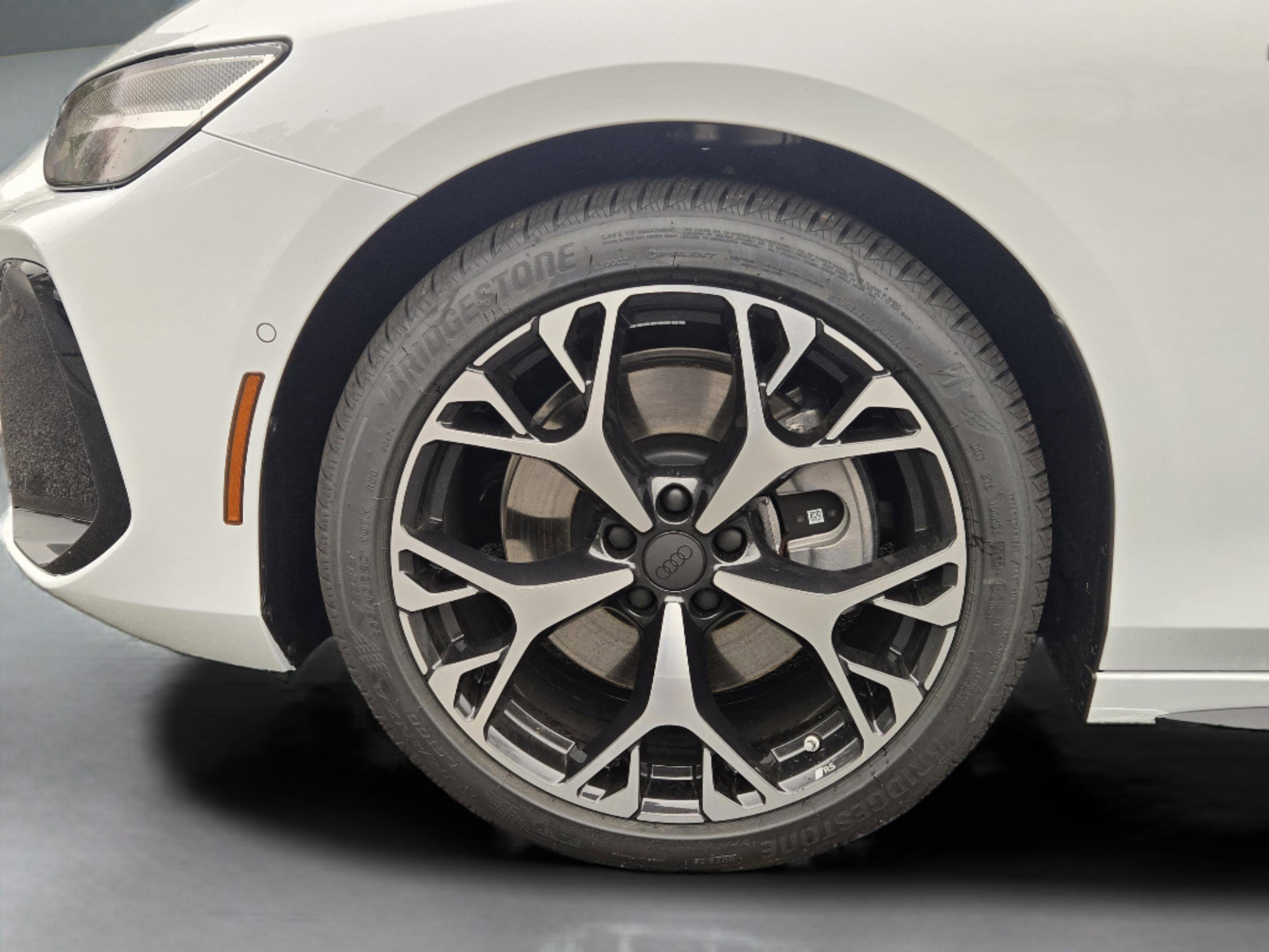 New 2026 Audi A6 Premium Plus image 35