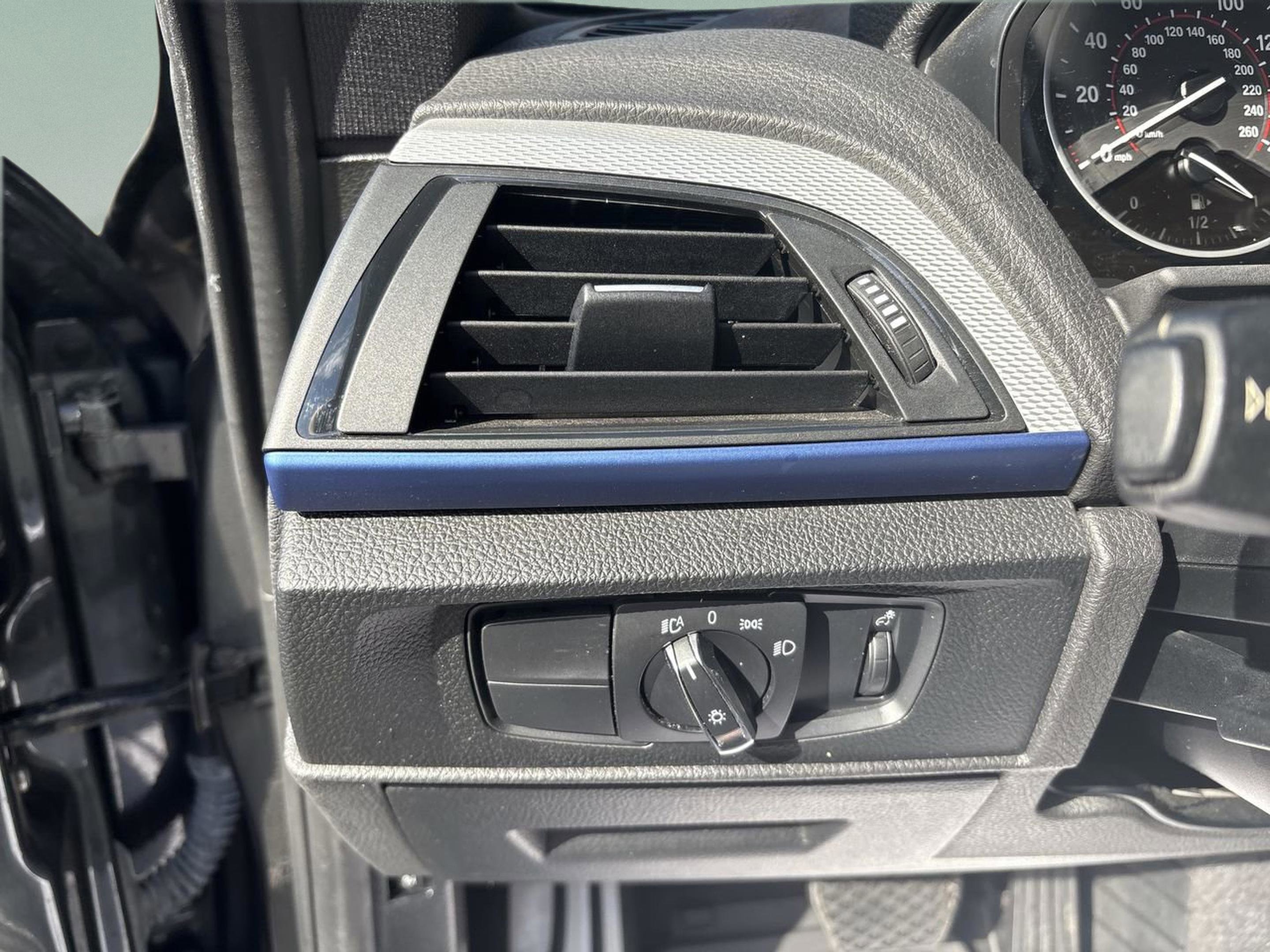 Used 2015 BMW M235i xDrive Coupe image 14