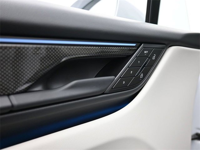 New 2025 Porsche Macan Turbo Electric image 15