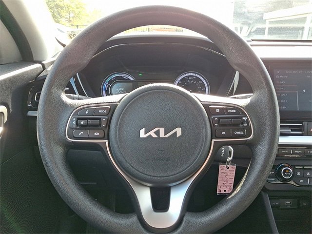 Used 2022 Kia Niro LX image 19