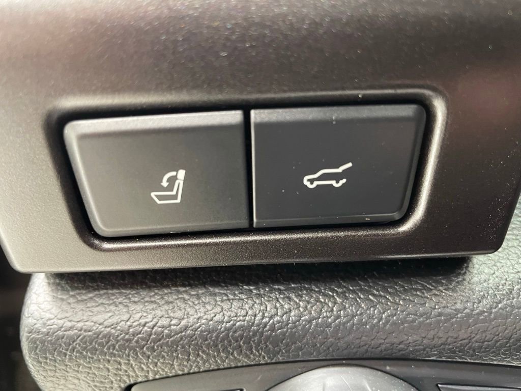 Used 2021 Ford Expedition Max Limited image 15