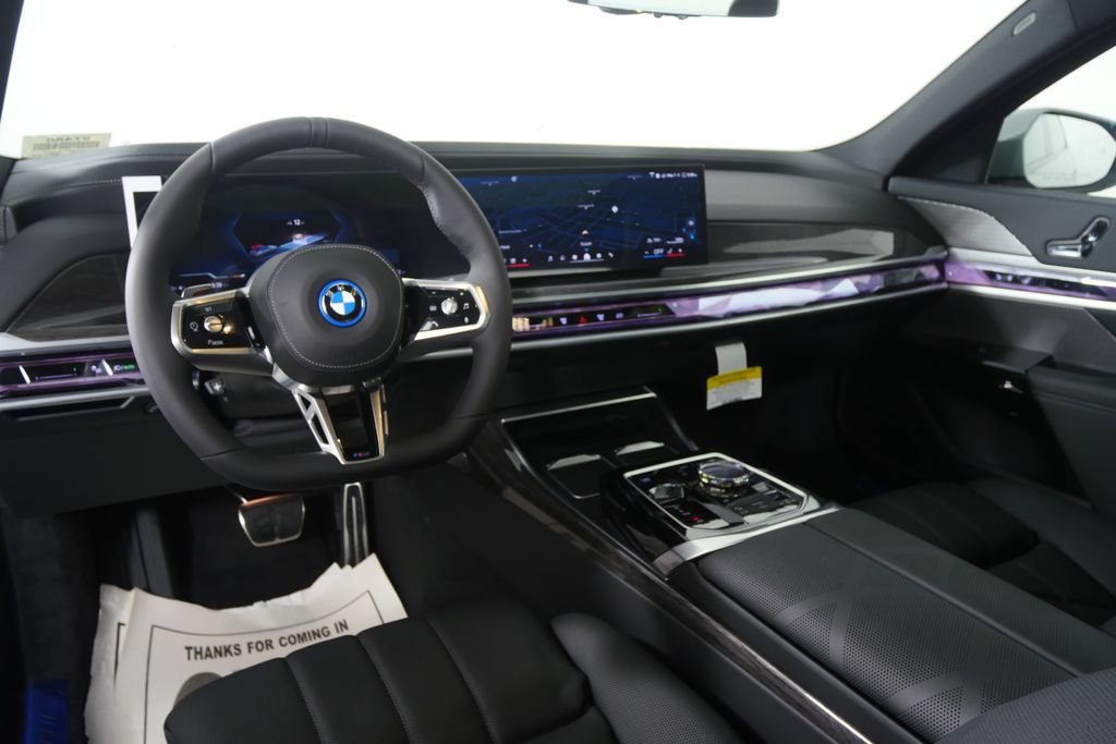 Used 2026 BMW i7 eDrive50 w/ M Sport Package RWD image 18