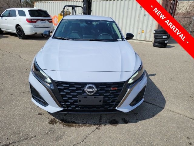 Used 2023 Nissan Altima 2.5 SR image 8