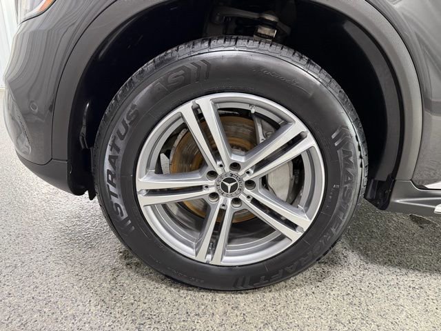 Used 2021 Mercedes-Benz GLC 300 4MATIC image 28