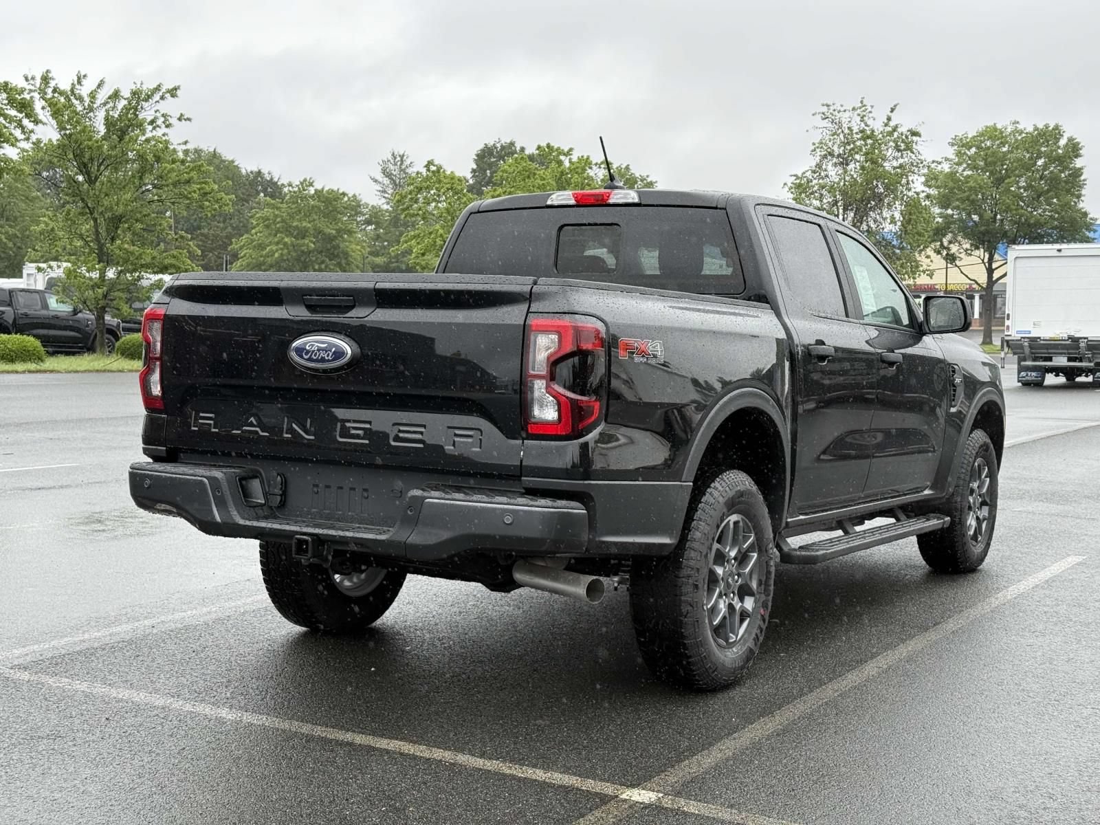 New 2025 Ford Ranger XLT w/ FX4 Off-Road Package AWD/4WD image 2