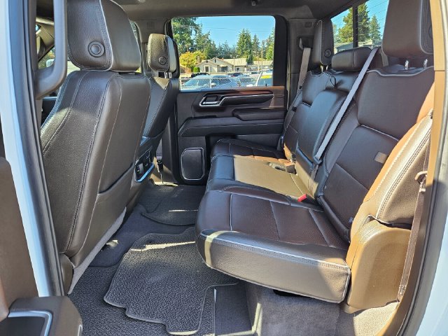 Used 2025 GMC Sierra 3500 Denali w/ Denali Reserve Package AWD/4WD image 16