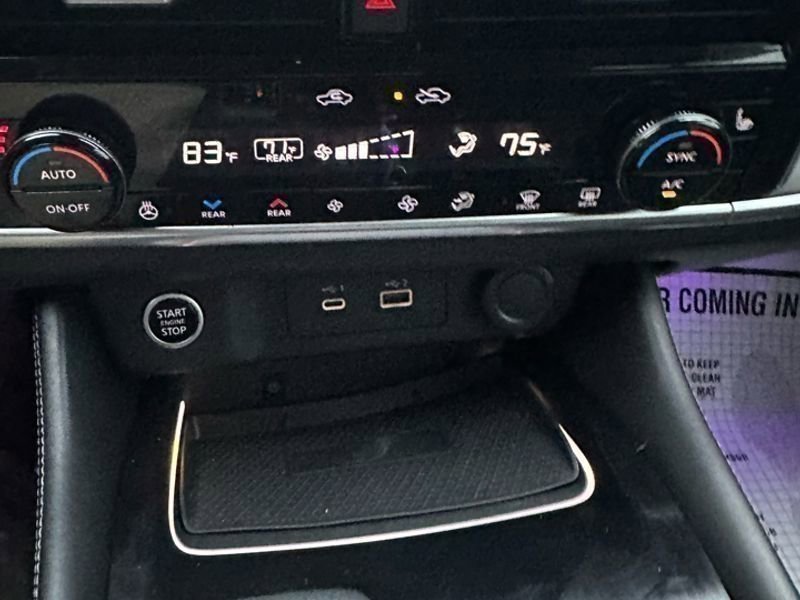 Used 2022 Nissan Rogue Platinum w/ Head-Up Display Package image 16