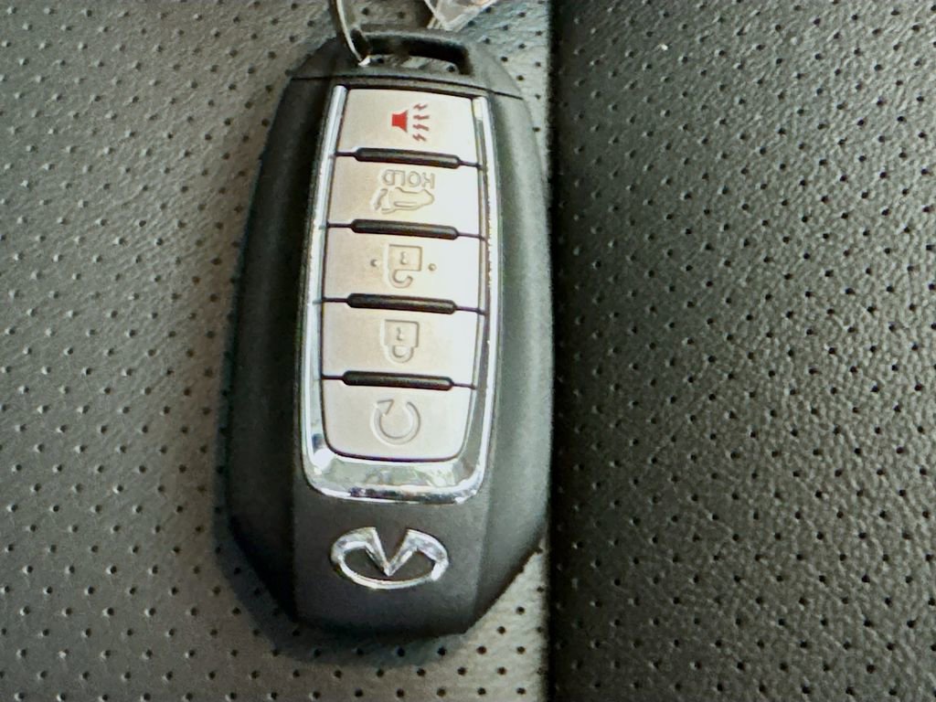 Used 2023 INFINITI QX50 Luxe AWD/4WD image 37