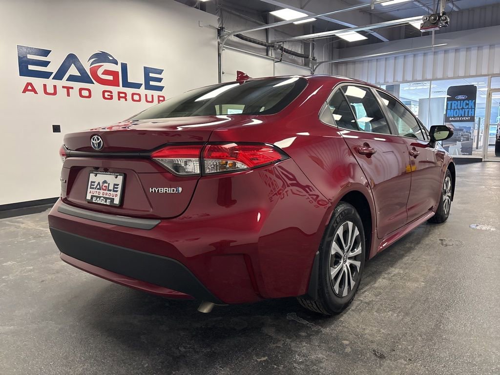 Used 2022 Toyota Corolla LE image 11