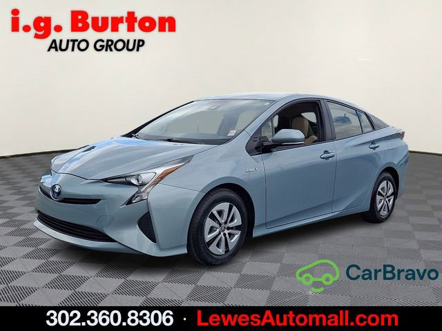 Used 2017 Toyota Prius Three FWD image 3