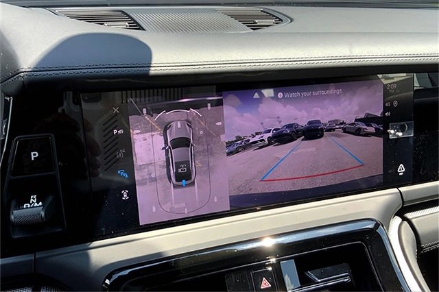 New 2025 Porsche Panamera 4 image 34