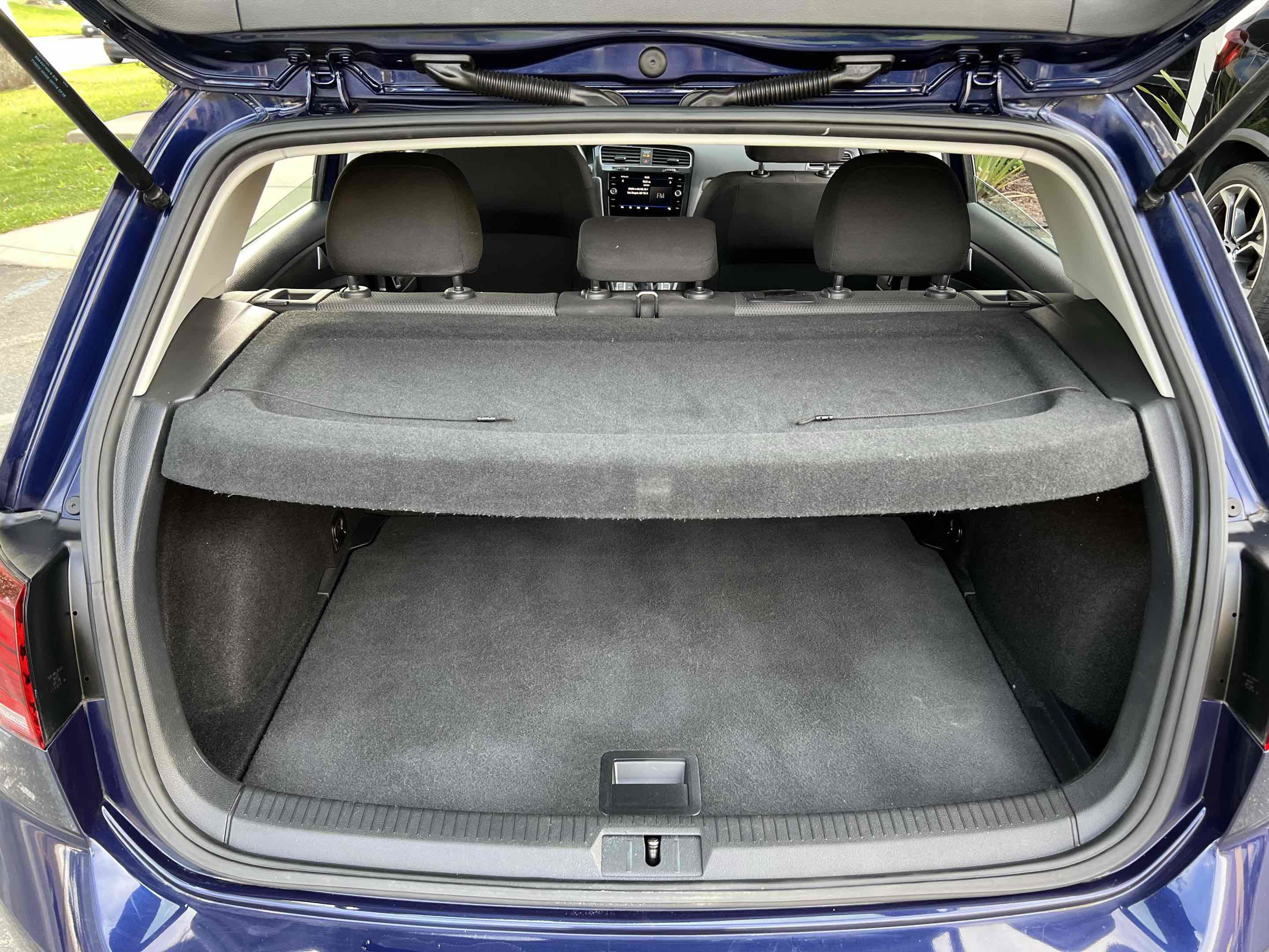 Used 2019 Volkswagen e-Golf SE w/ Driver Assistance Package image 72
