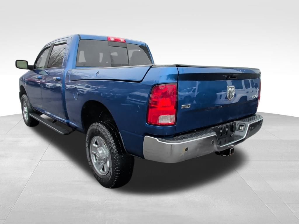 Used 2015 RAM 2500 SLT w/ Luxury Group image 3