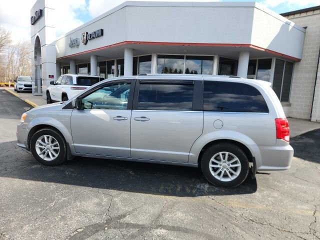 Used 2019 Dodge Grand Caravan SXT image 6