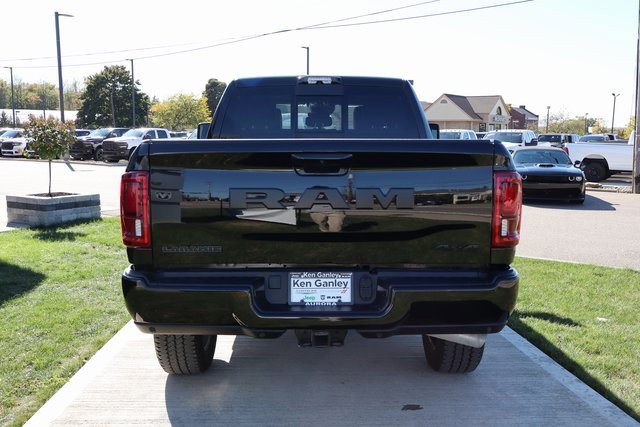 Used 2025 RAM 2500 Laramie w/ Night Edition image 39