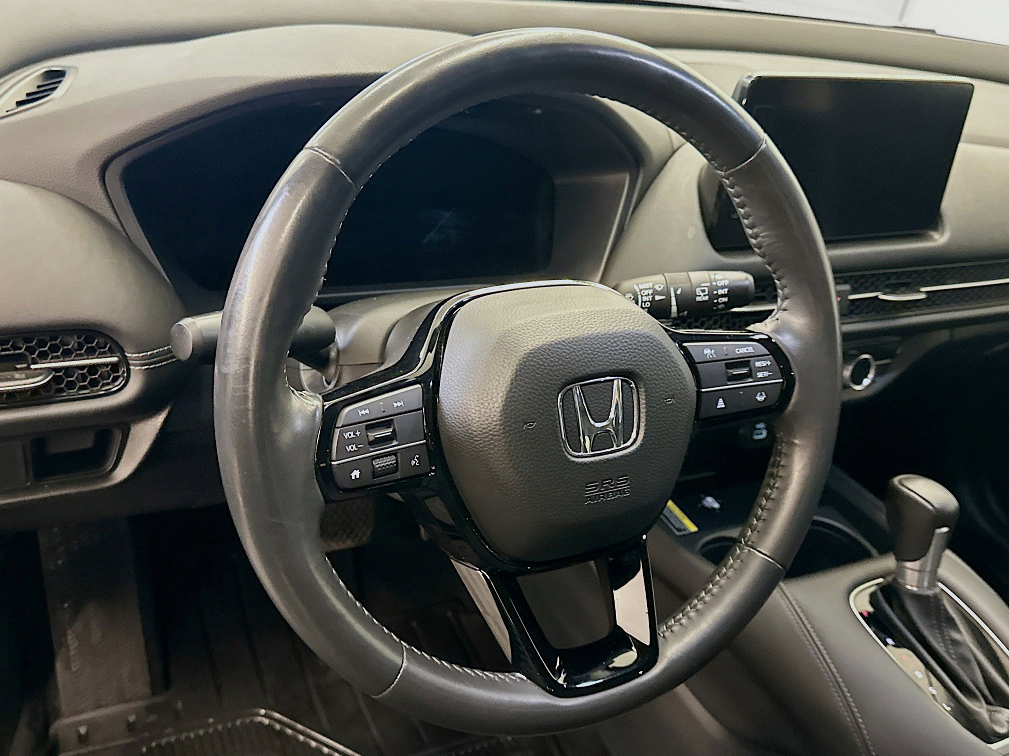 Used 2024 Honda HR-V EX-L image 18