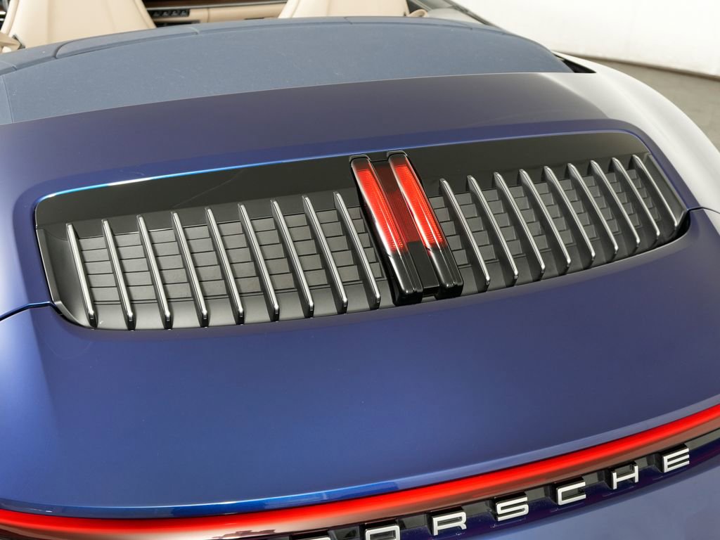 Certified 2020 Porsche 911 Carrera 4S image 17