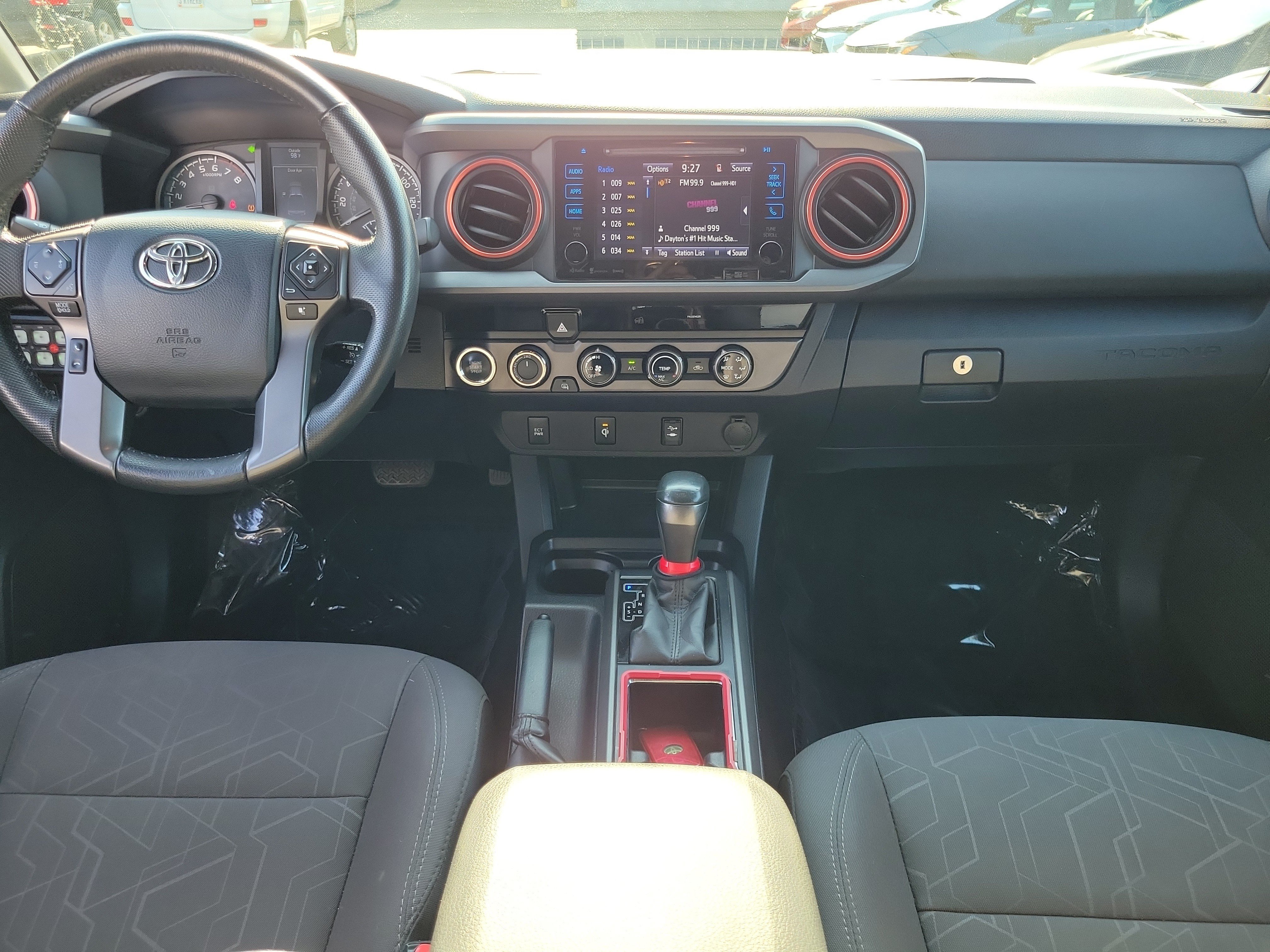 Used 2017 Toyota Tacoma TRD Off-Road w/ Tow Package (A/T) AWD/4WD image 9