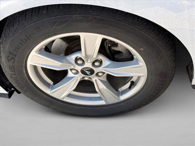 Used 2024 Ford Mustang Coupe RWD image 7