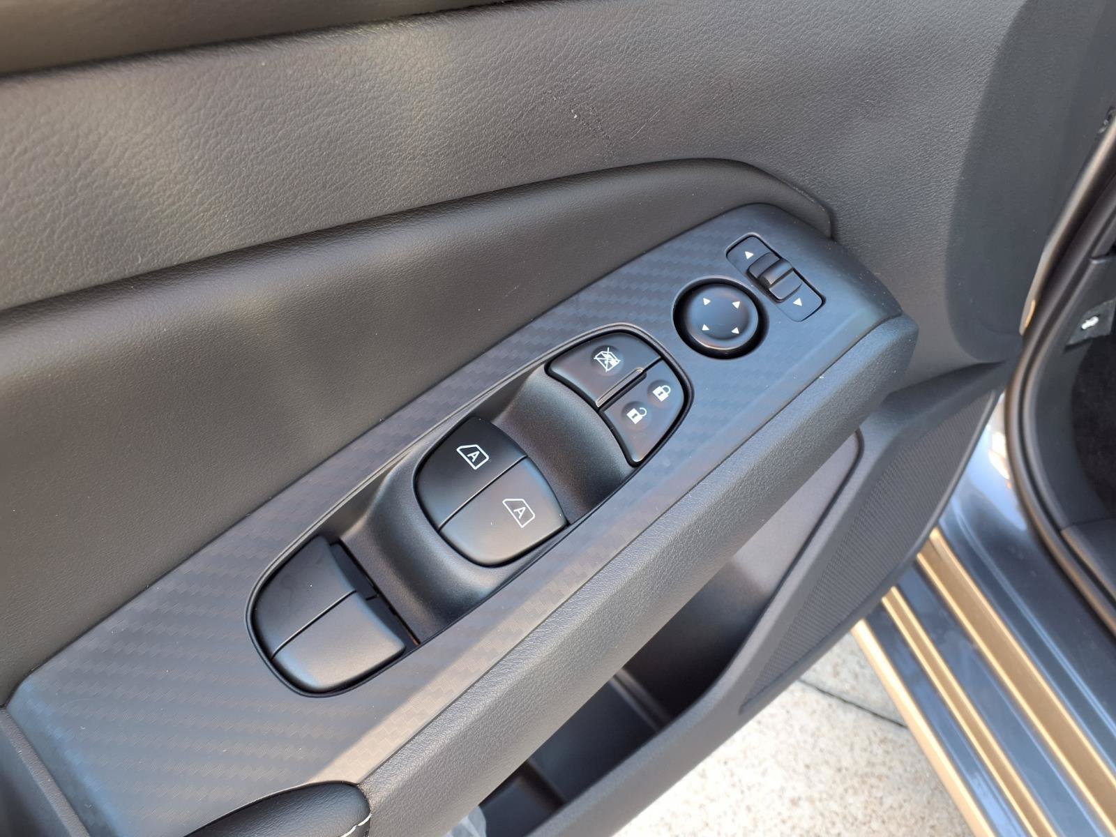 New 2026 Nissan Altima 2.5 SV w/ SV Premium Package FWD image 17