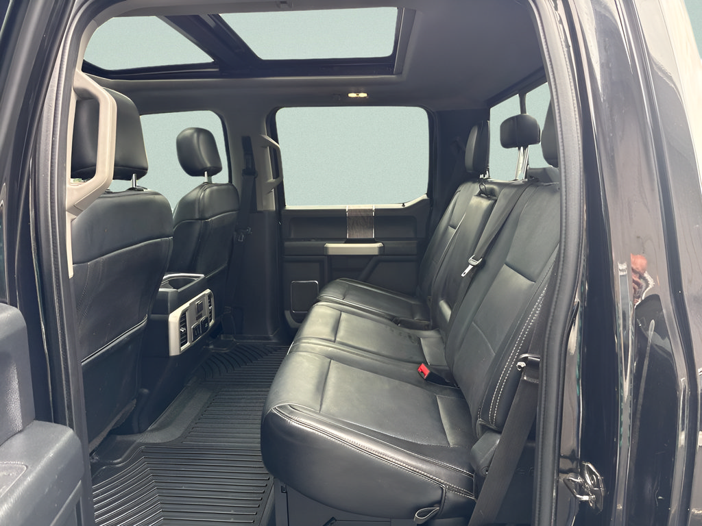 Used 2019 Ford F350 Lariat w/ Lariat Ultimate Package AWD/4WD image 7