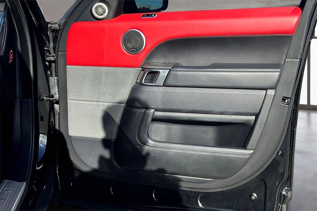 Used 2018 Land Rover Range Rover Sport Supercharged image 19