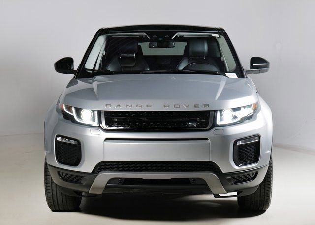 Used 2019 Land Rover Range Rover Evoque SE Premium image 8
