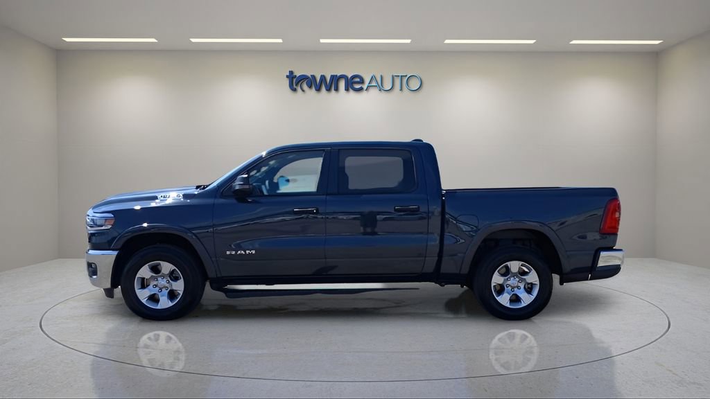 Used 2025 RAM 1500 Big Horn AWD/4WD image 2