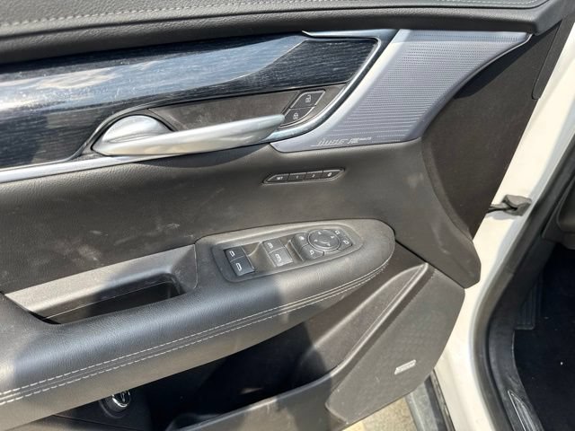 Used 2025 Cadillac XT5 Premium Luxury AWD/4WD image 24