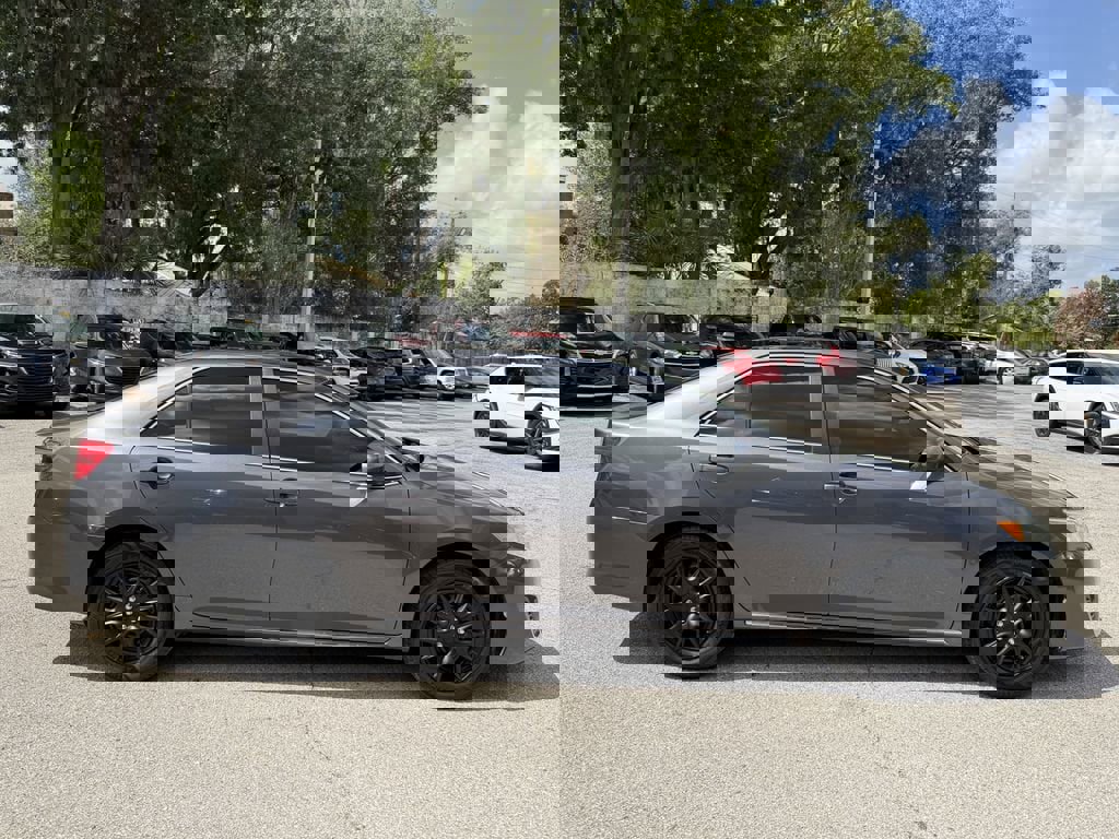 Used 2013 Toyota Camry LE image 5