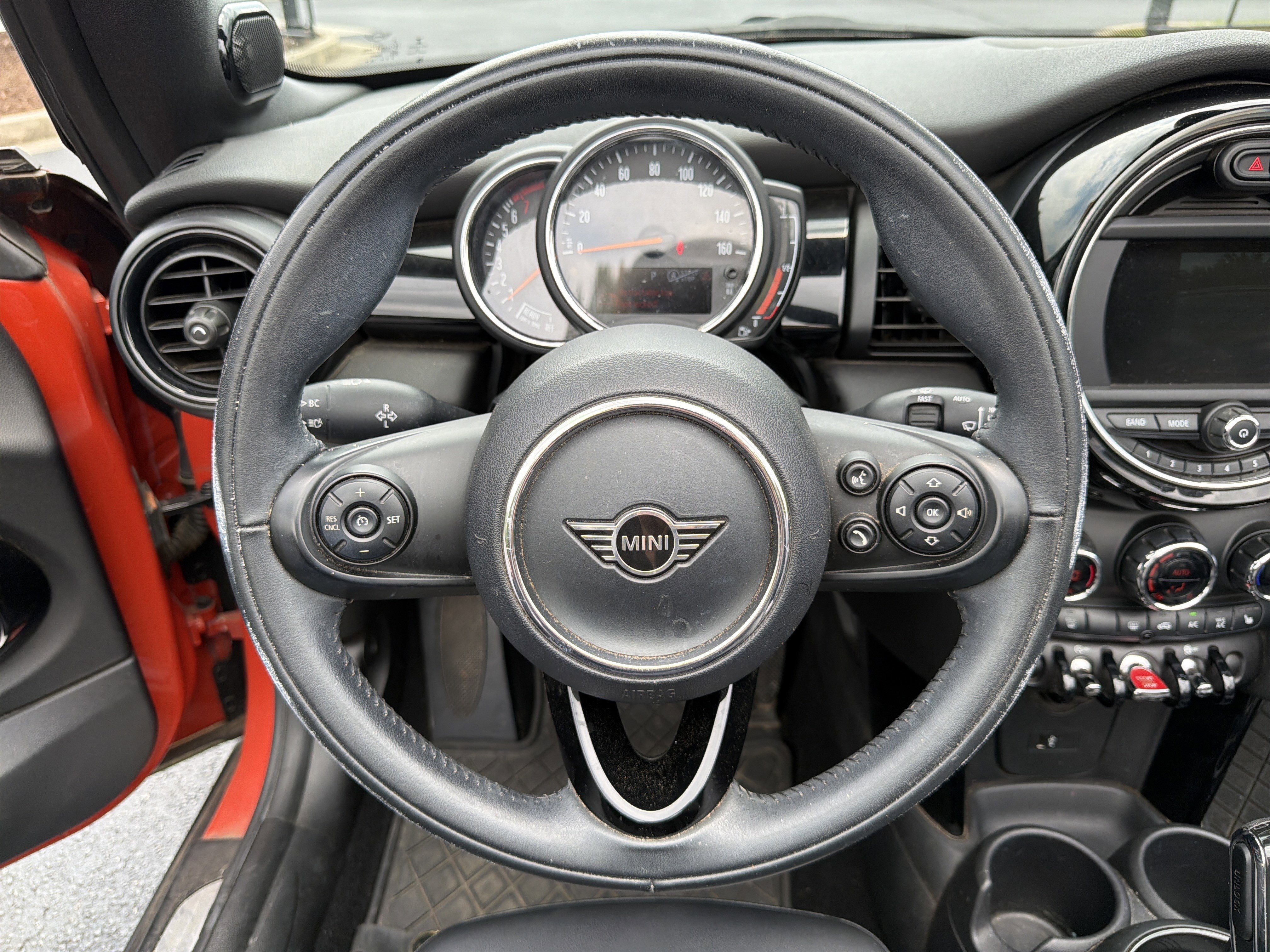 Used 2020 MINI Cooper Convertible w/ Premium Package FWD image 10