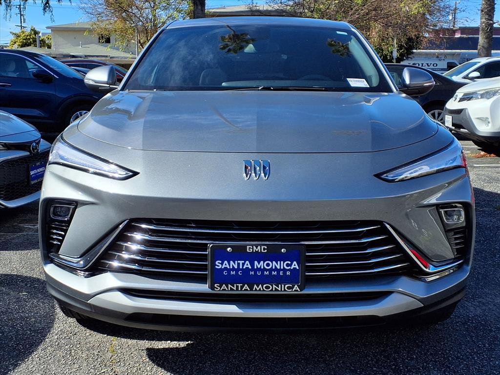 Used 2024 Buick Envista Preferred image 2