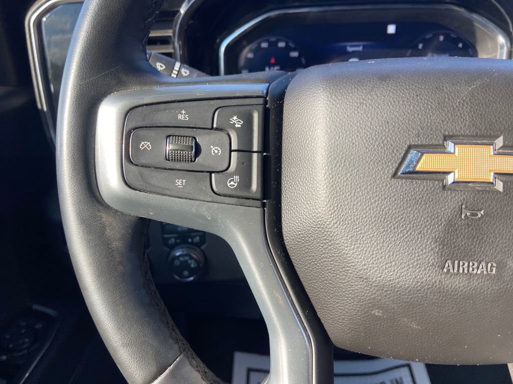 Used 2023 Chevrolet Silverado 1500 LT image 24