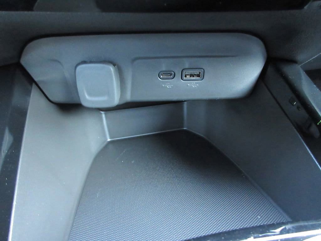 New 2026 Chevrolet Trax LT FWD image 28