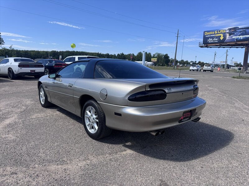Used 2000 Chevrolet Camaro Z28 w/ Preferred Equipment Group 2 RWD image 7
