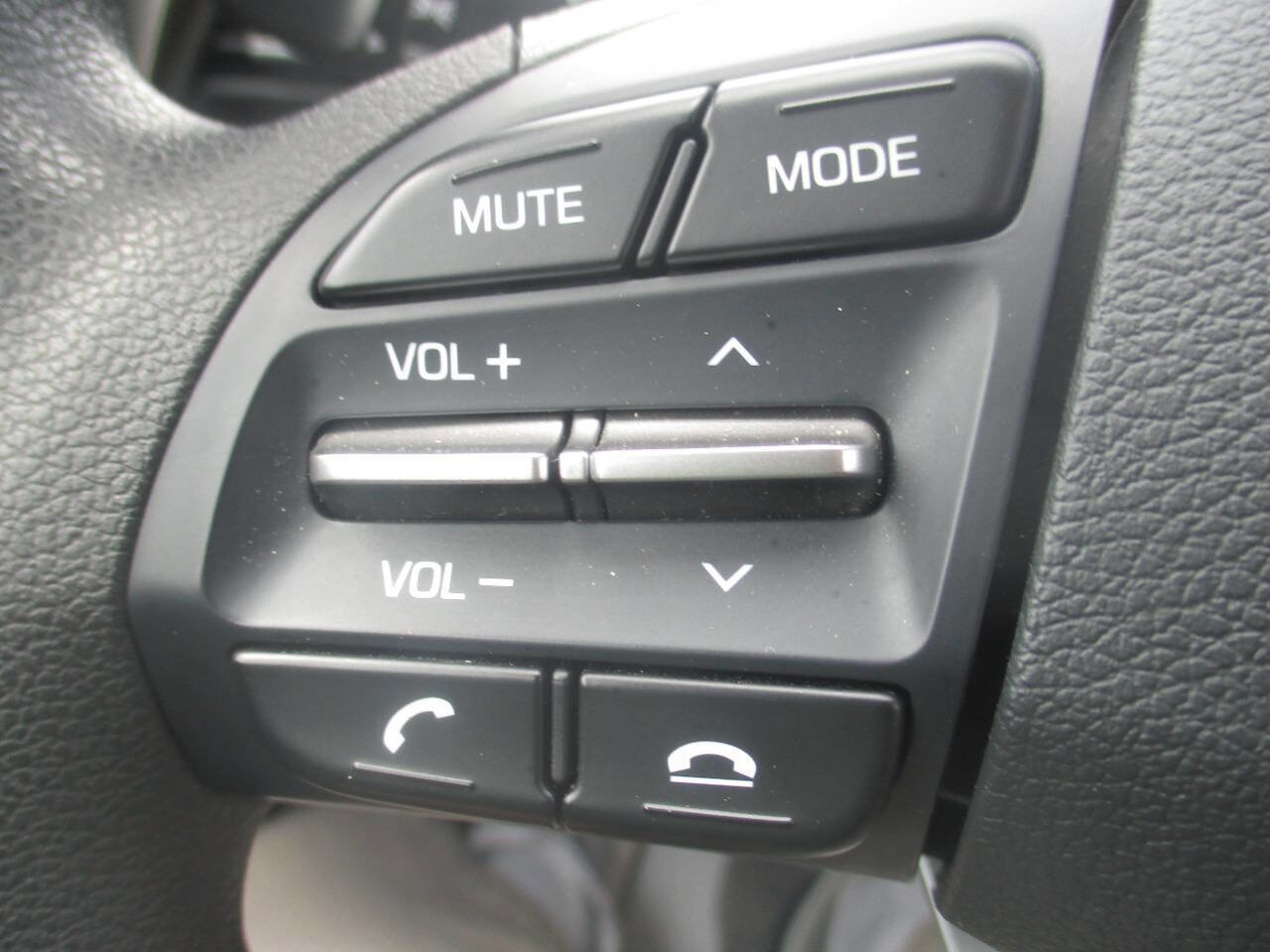 Used 2002 Chevrolet Monte Carlo SS w/ High Sport Appearance Pkg FWD image 26
