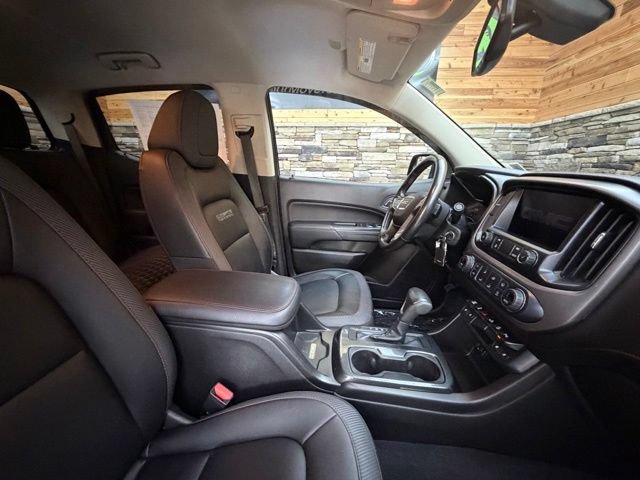 Used 2019 GMC Canyon All Terrain w/ Trailering Package AWD/4WD image 14