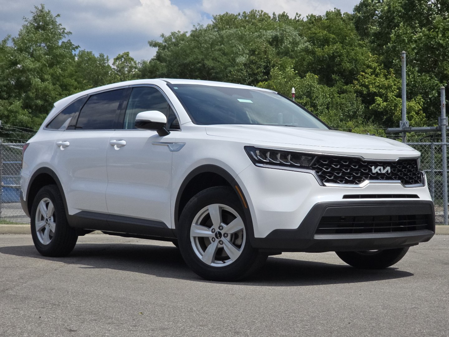 Used 2023 Kia Sorento LX