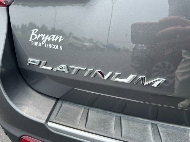 Used 2023 Ford Explorer Platinum w/ Equipment Group 601A image 7