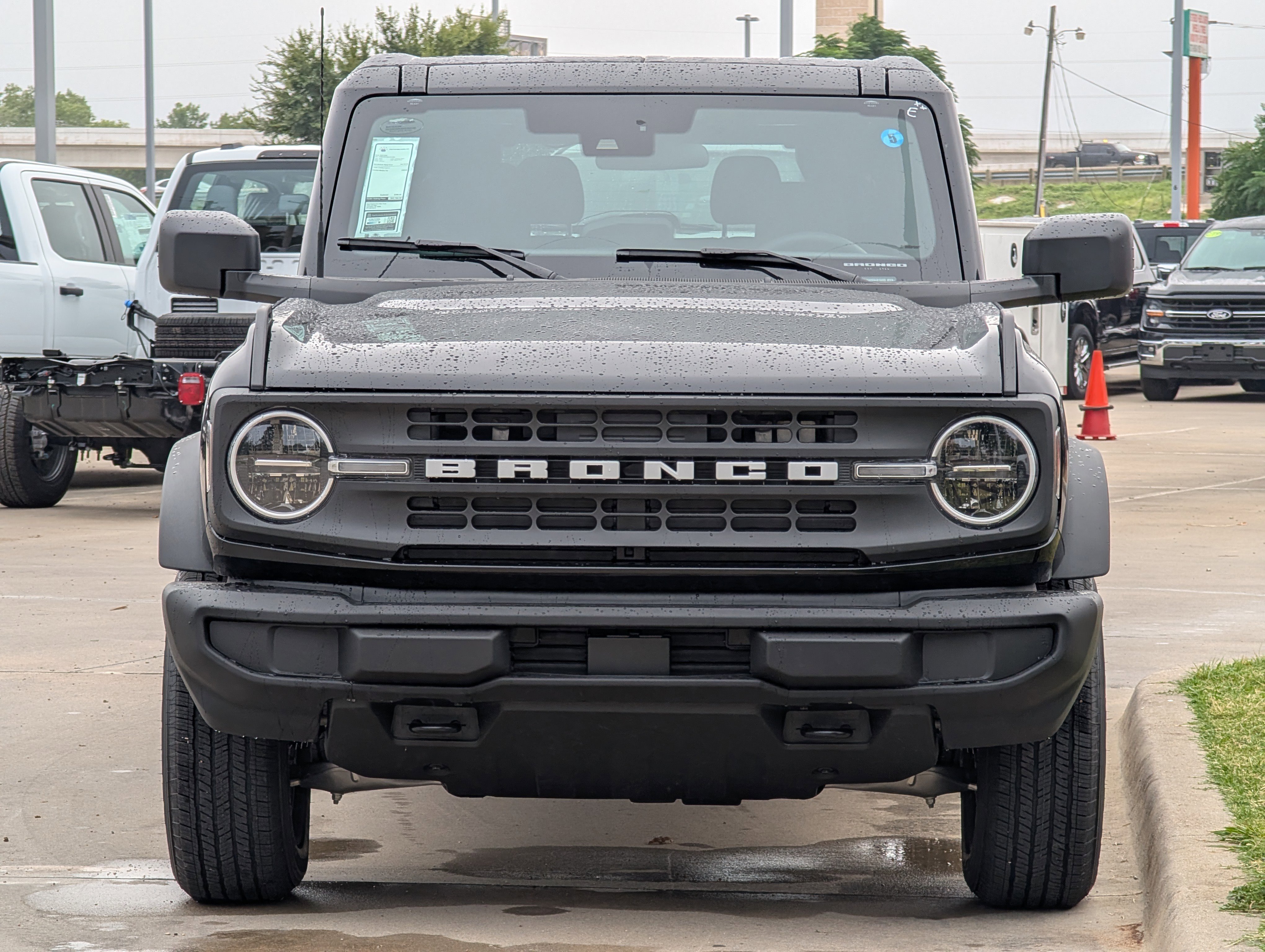 New 2025 Ford Bronco 2-Door image 7