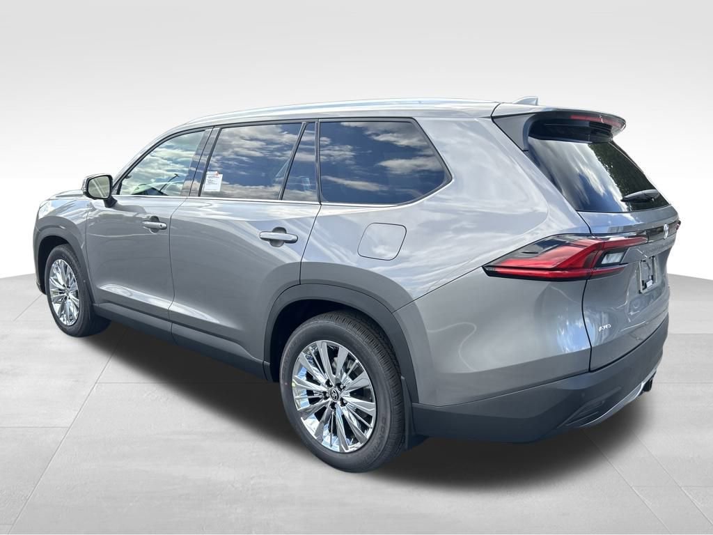 New 2026 Toyota Grand Highlander Platinum image 3
