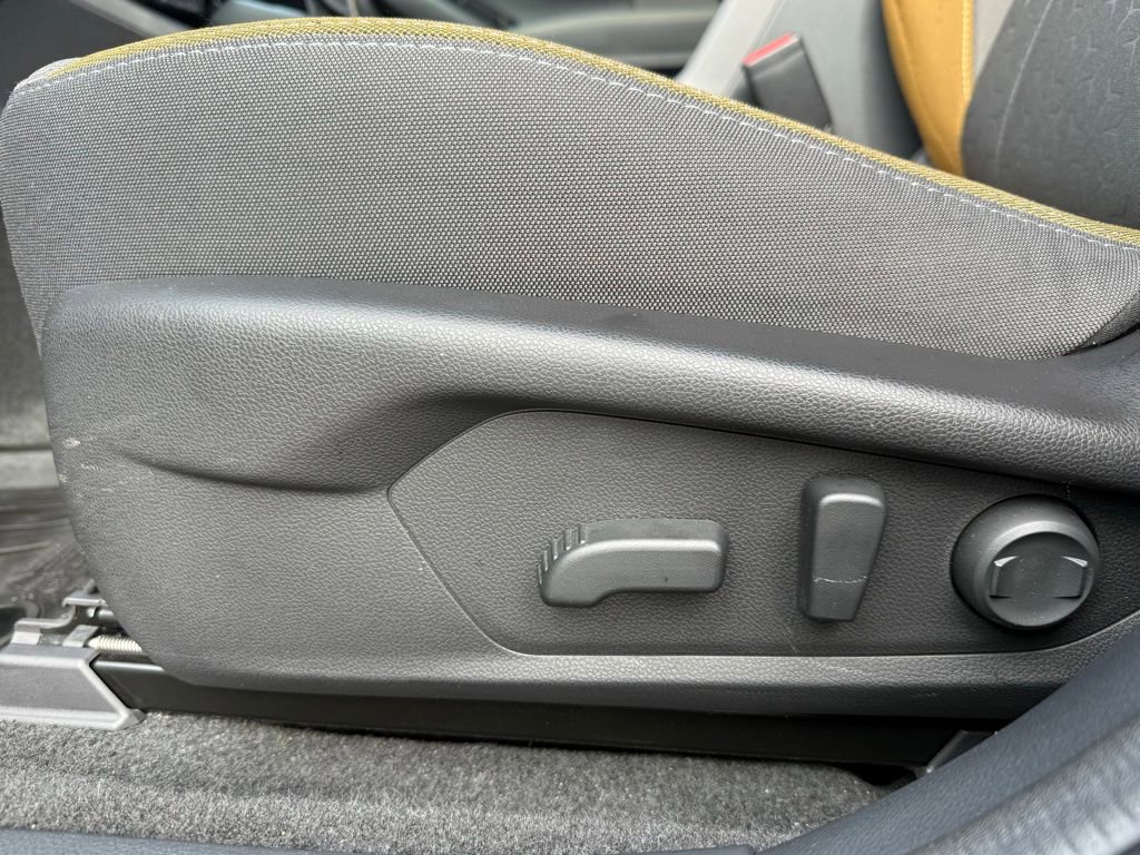 Used 2024 Subaru Crosstrek 2.5i Sport w/ Popular Package #4A image 27